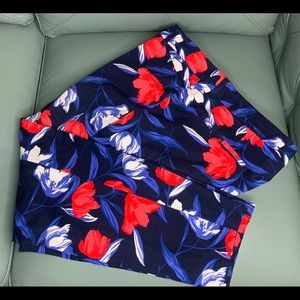 Old Navy Pixie Cropped Pant